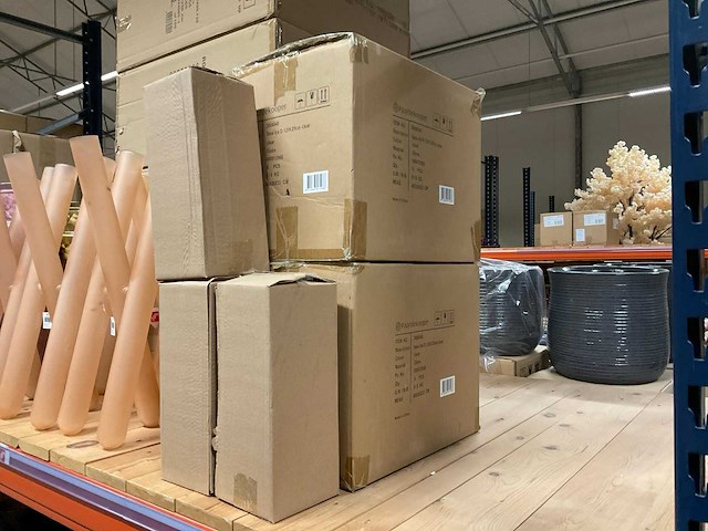 Vazen - afbeelding 12 van  25