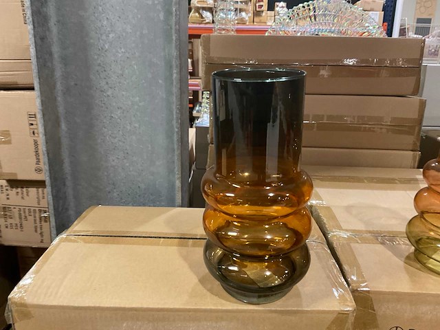 Vazen - afbeelding 7 van  17