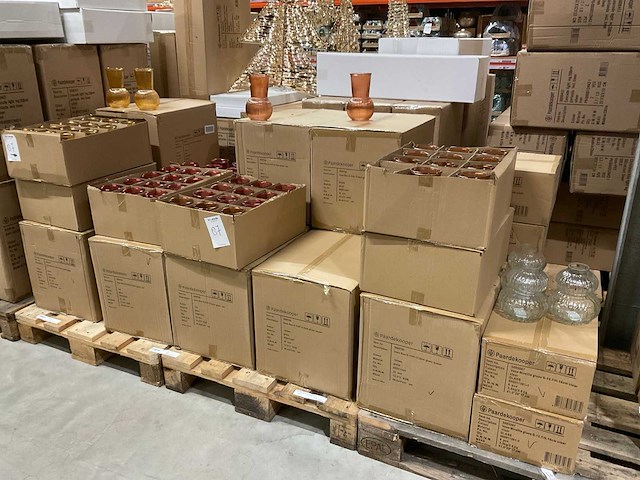 Vazen - afbeelding 1 van  11