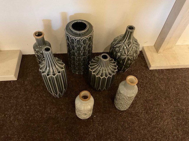 Vazen - afbeelding 1 van  1