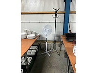 Vb ventilator en kapstok - afbeelding 2 van  6