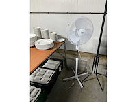 Vb ventilator en kapstok - afbeelding 3 van  6