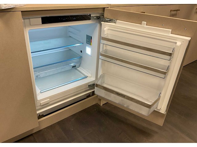 Vcm interieurbouw garderobe/voorraadkast met koelkast - afbeelding 10 van  13