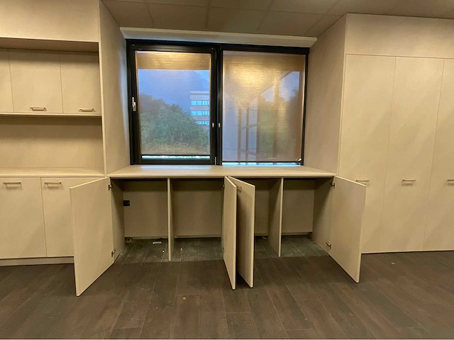 Vcm interieurbouw garderobe/voorraadkast met koelkast - afbeelding 5 van  13