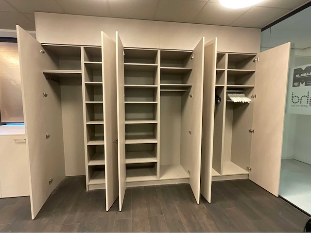 Vcm interieurbouw garderobe/voorraadkast met koelkast - afbeelding 6 van  13