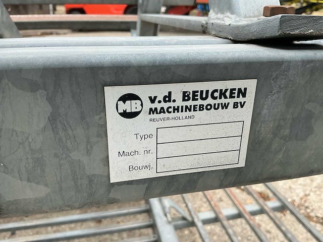 V.d. beucken machinebouw plantmachine - afbeelding 1 van  3