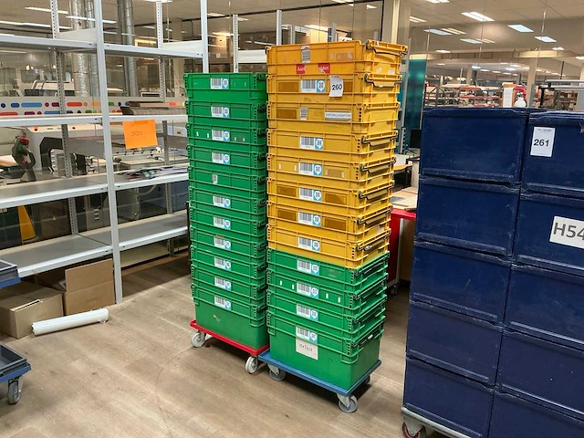 V&d stapelkrat (22x) - afbeelding 1 van  5