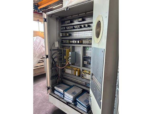 Vdf - 2001 - 315cm - cnc-draaibank - afbeelding 17 van  19