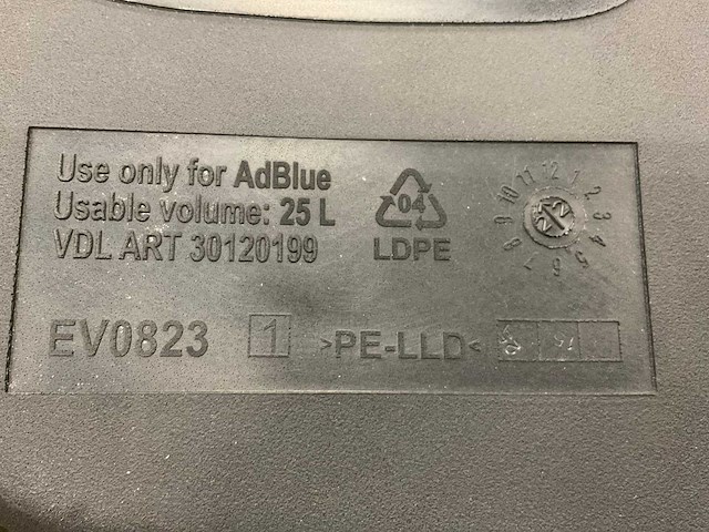 Vdl ev0824 adblue tank (12x) - afbeelding 4 van  6