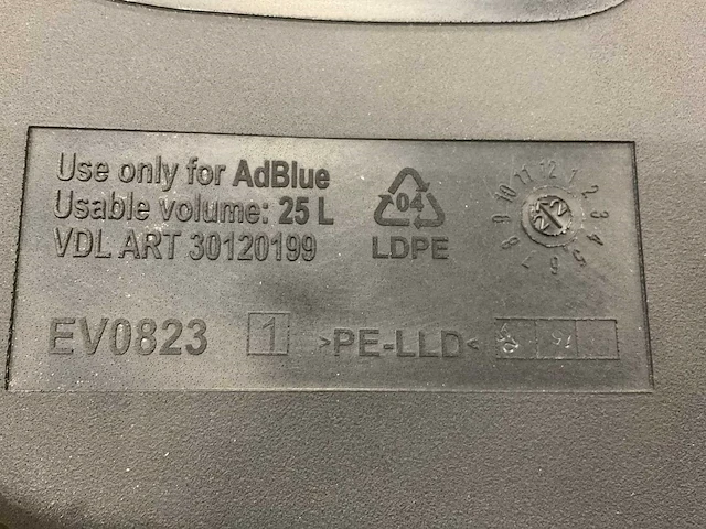 Vdl ev0824 adblue tank (12x) - afbeelding 4 van  6