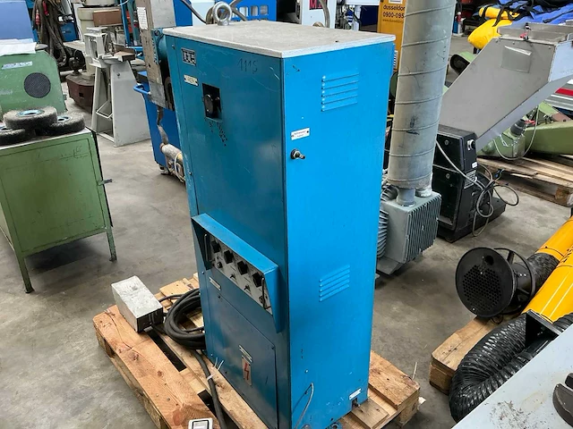 Veb p200 pn1 puntlasmachine - afbeelding 4 van  8