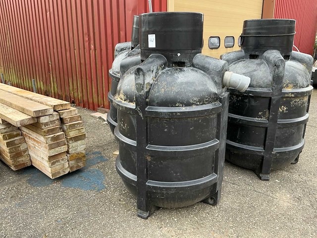 Veco-clear sn1000 horizontale opslagtank - afbeelding 1 van  4