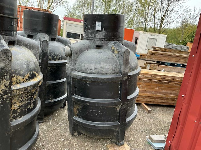 Veco-clear sn1000 horizontale opslagtank - afbeelding 1 van  4