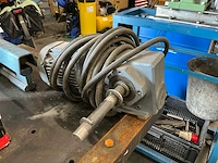 Vector elektromotor voorzien van reductor - afbeelding 1 van  3