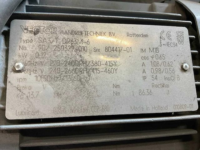 Vector elektromotor voorzien van reductor - afbeelding 3 van  3