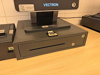 Vectron pos touch 15 touchscreen kassasysteem met kassalade en bonnenprinter - afbeelding 3 van  5