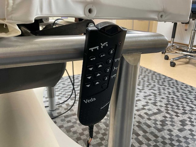 Veda cosmoderm behandeltafel - afbeelding 2 van  17