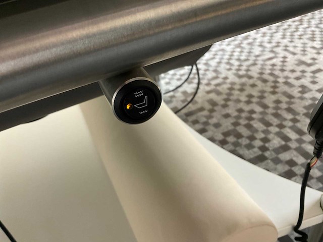 Veda cosmoderm behandeltafel - afbeelding 8 van  17