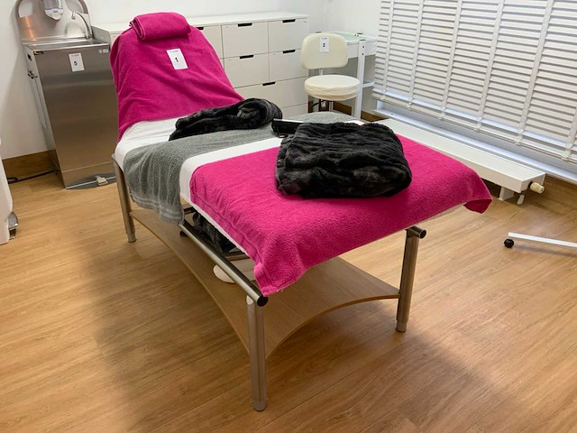 Veda cosmoderm behandeltafel - afbeelding 11 van  21