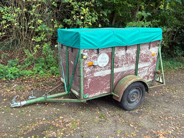 Vee aanhangwagen - afbeelding 1 van  6
