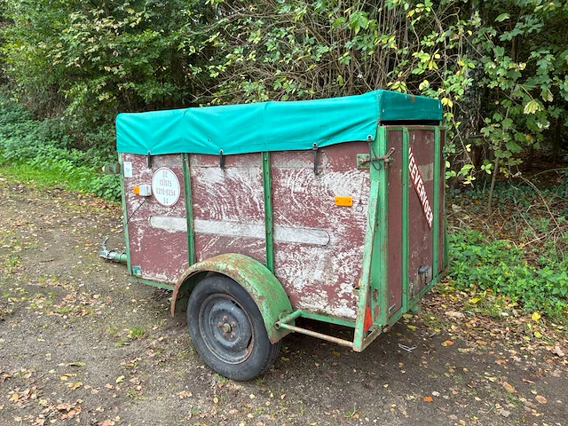 Vee aanhangwagen - afbeelding 2 van  6