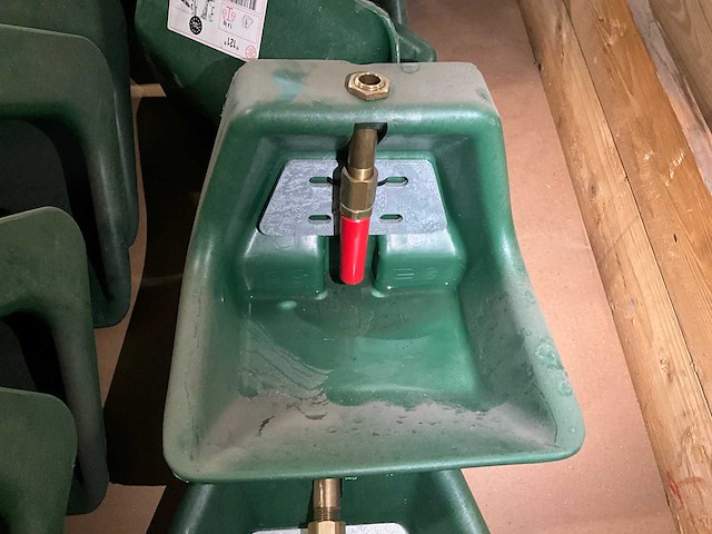 Vee drinker (10x) - afbeelding 2 van  5