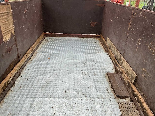 Veeaanhangwagen - afbeelding 2 van  19