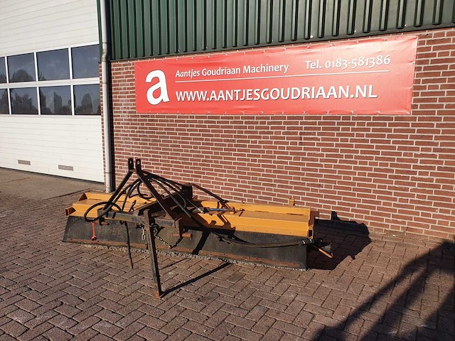Veegbezem hydraulisch - afbeelding 1 van  7