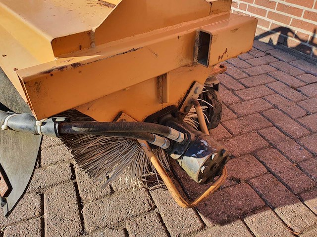 Veegbezem hydraulisch - afbeelding 3 van  7