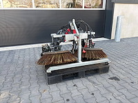 Veegborstel aanbouw hako 2017