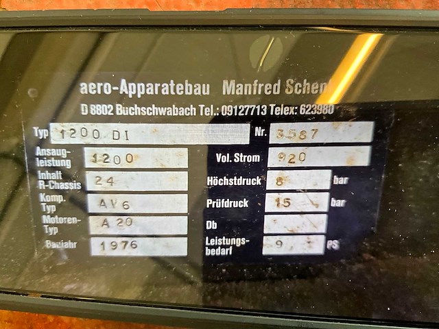 Veegmachine & compressor - afbeelding 9 van  9