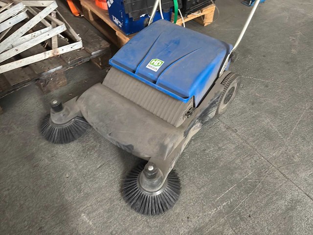 Veegmachine en diverse - afbeelding 2 van  4