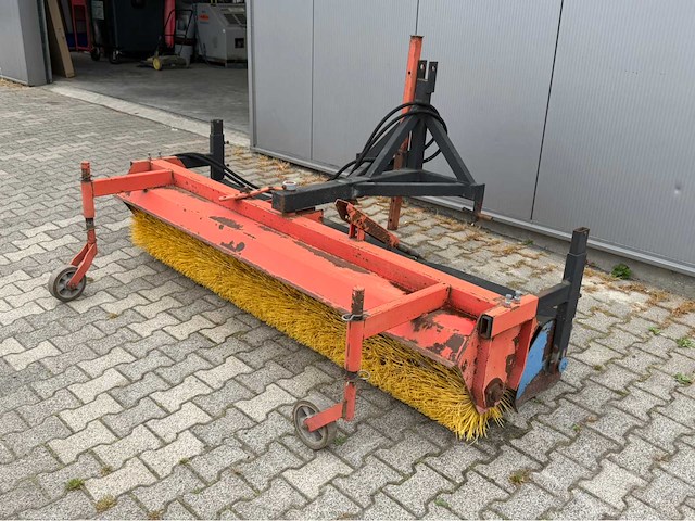 Veegmachine hydraulisch - afbeelding 2 van  7