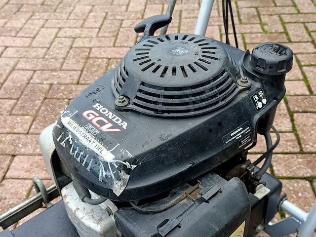 Veegmachine, iseki, hk70 honda gcv135 motor, 2010 - afbeelding 7 van  7