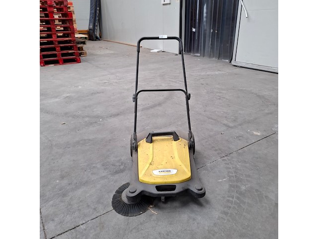 Veegmachine karcher - afbeelding 1 van  3