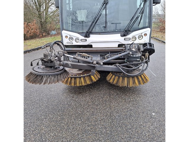 Veegmachine met 3-delige borstel, johnston sweepers, c401 euro 6, 2015 - afbeelding 3 van  56