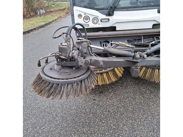 Veegmachine met 3-delige borstel, johnston sweepers, c401 euro 6, 2015 - afbeelding 7 van  56