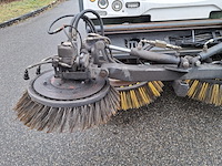 Veegmachine met 3-delige borstel, johnston sweepers, c401 euro 6, 2015 - afbeelding 7 van  56
