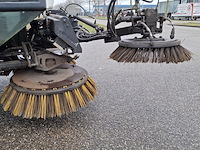 Veegmachine met 3-delige borstel, johnston sweepers, c401 euro 6, 2015 - afbeelding 9 van  56