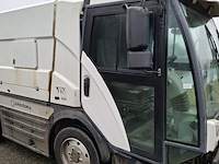 Veegmachine met 3-delige borstel, johnston sweepers, c401 euro 6, 2015 - afbeelding 11 van  56