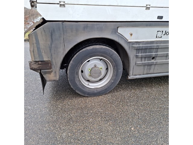 Veegmachine met 3-delige borstel, johnston sweepers, c401 euro 6, 2015 - afbeelding 18 van  56