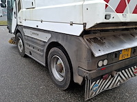 Veegmachine met 3-delige borstel, johnston sweepers, c401 euro 6, 2015 - afbeelding 22 van  56
