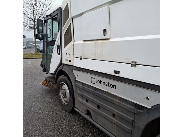 Veegmachine met 3-delige borstel, johnston sweepers, c401 euro 6, 2015 - afbeelding 25 van  56