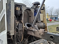 Veegmachine met 3-delige borstel, johnston sweepers, c401 euro 6, 2015 - afbeelding 31 van  56