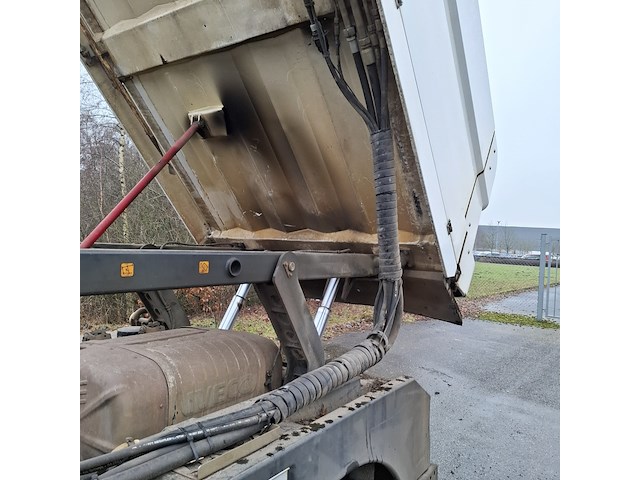 Veegmachine met 3-delige borstel, johnston sweepers, c401 euro 6, 2015 - afbeelding 33 van  56