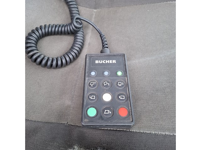 Veegmachine met 3-delige borstel, johnston sweepers, c401 euro 6, 2015 - afbeelding 42 van  56