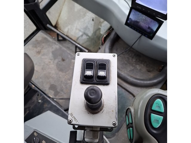 Veegmachine met 3-delige borstel, johnston sweepers, c401 euro 6, 2015 - afbeelding 46 van  56