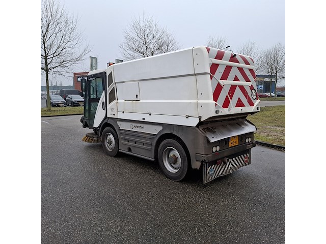 Veegmachine met 3-delige borstel, johnston sweepers, c401 euro 6, 2015 - afbeelding 55 van  56