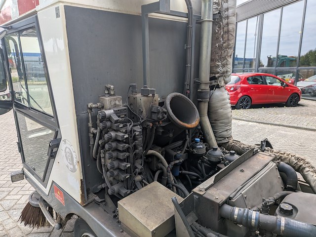 Veegmachine, ravo, 4-series cng, 2013 - afbeelding 25 van  32