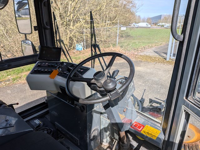 Veegmachine, ravo, 4-series cng, 2016 - afbeelding 15 van  41